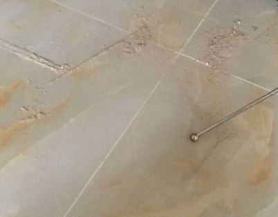 昌吉瓷砖空鼓维修公司分享粘合剂选择不当在瓷砖铺贴过程中可能导致以下问题